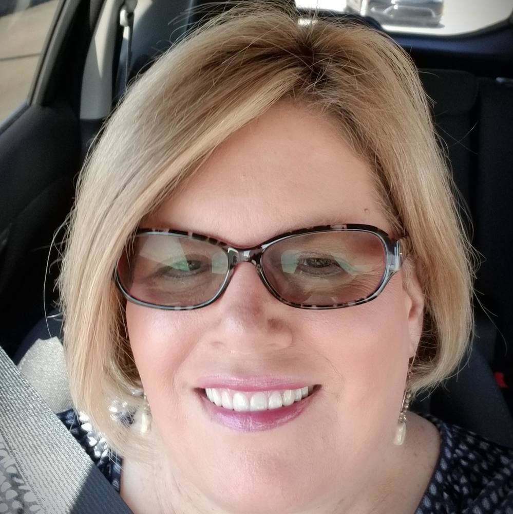 Meet your Posher, Sharon